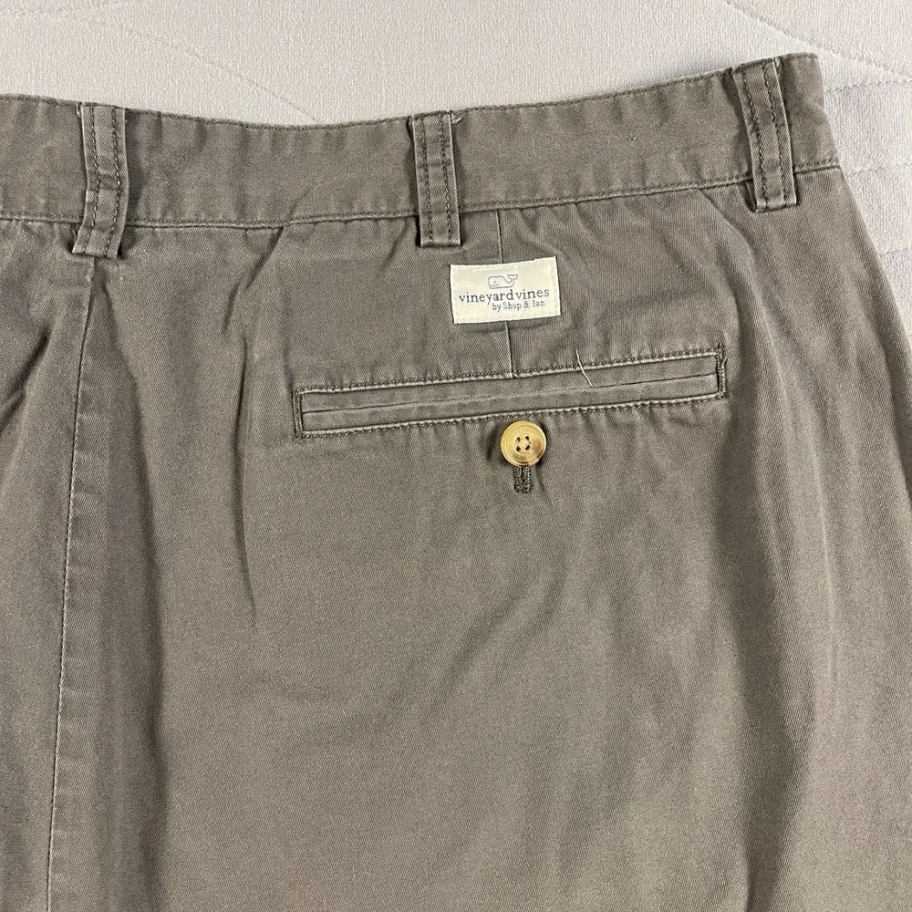 Vineyard Vines Men's Shorts Size 38 Stretch Breaker Gray Chino Solid Preppy